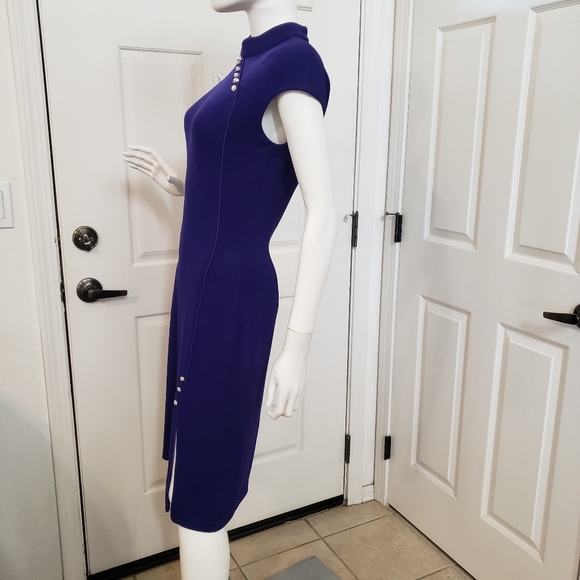 St. John Collection by Marie Gray - Picture 5 of 10